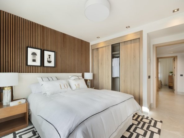 B7-1_Almazara-Views_townhouses_Istan_Marbella_bedroom_Sept-2