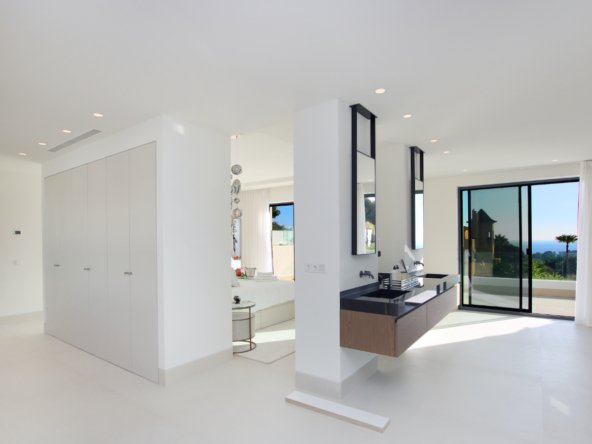 Screen-Shot-2023-11-13-at-14-00-59-fotor-2023111410516